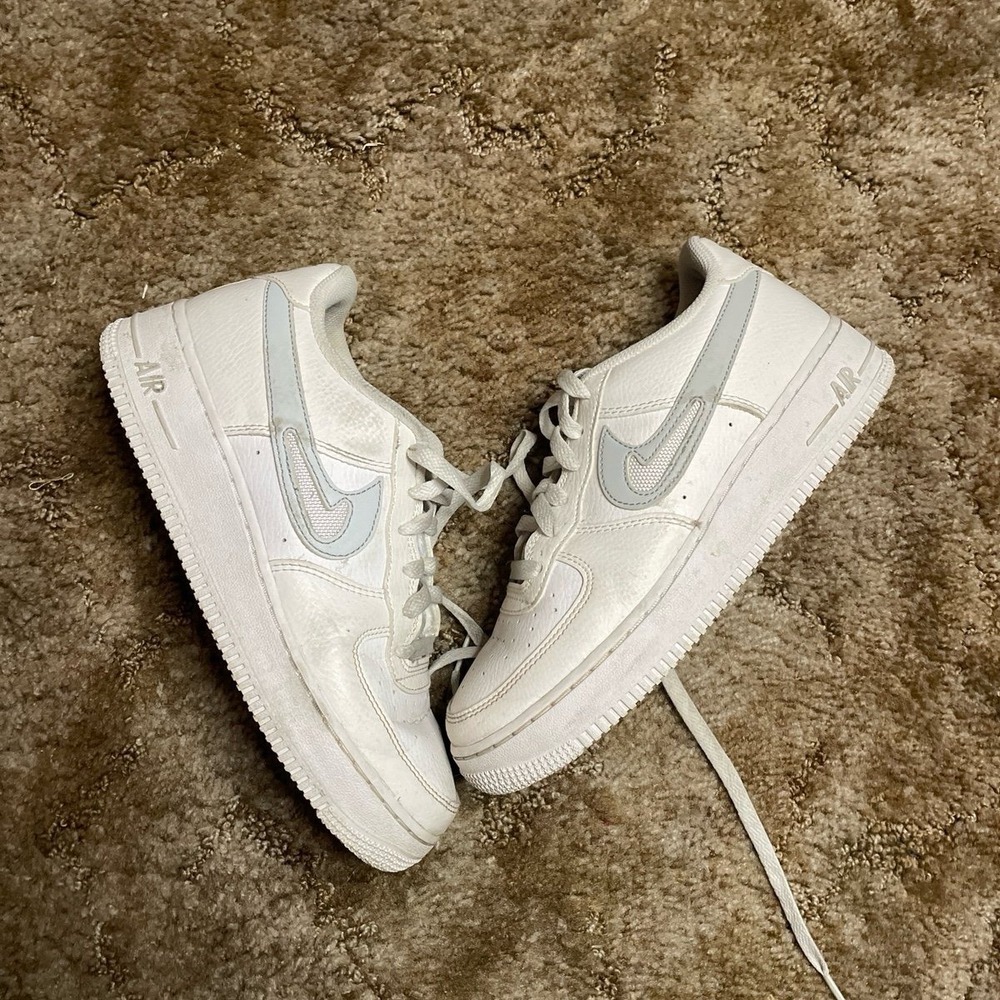 Nike Air Force White Sneakers Size 6.5 Youth/ Woman's  size‎ 8